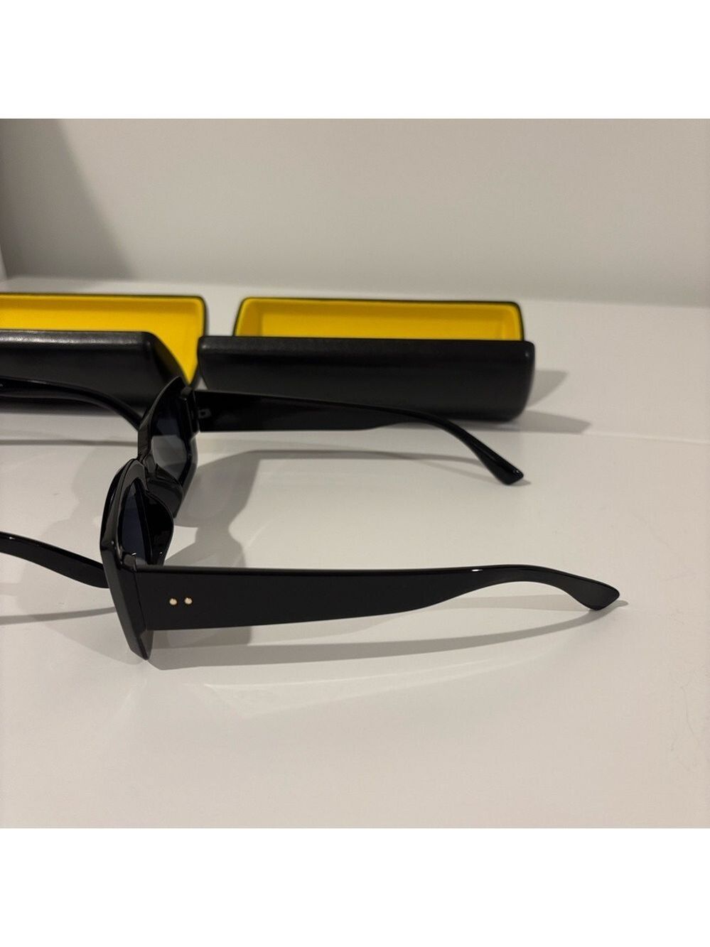Fashion Sunglasses SET OF 3 in cases black - Picture 11 of 13